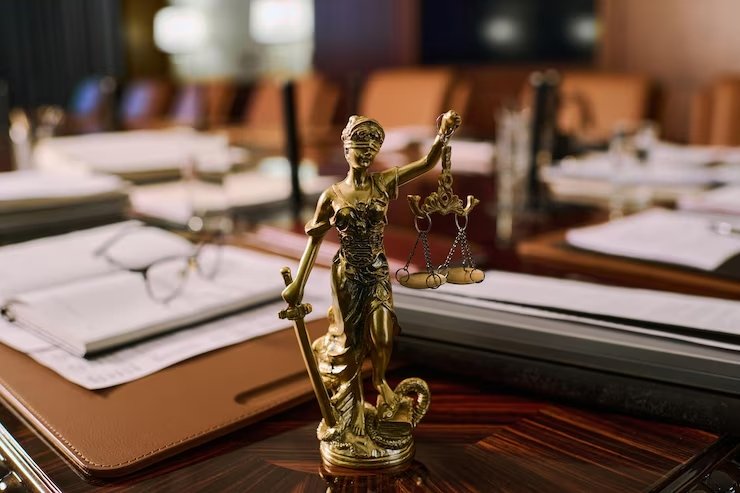 themis-statuette-with-sword-scales_274679-50513